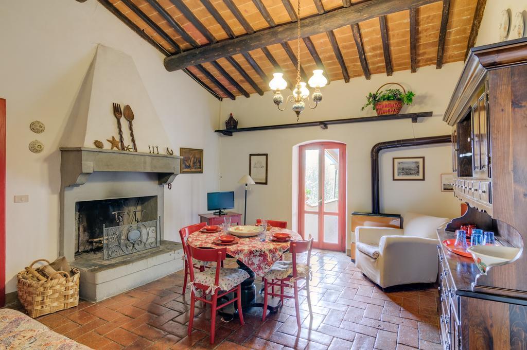Agriturismo Albergotti أريتسو الغرفة الصورة